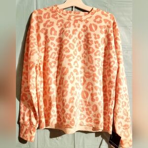 Junior, Size Small Kiss Print, Boxy Sweater and Short Set Sleepwear